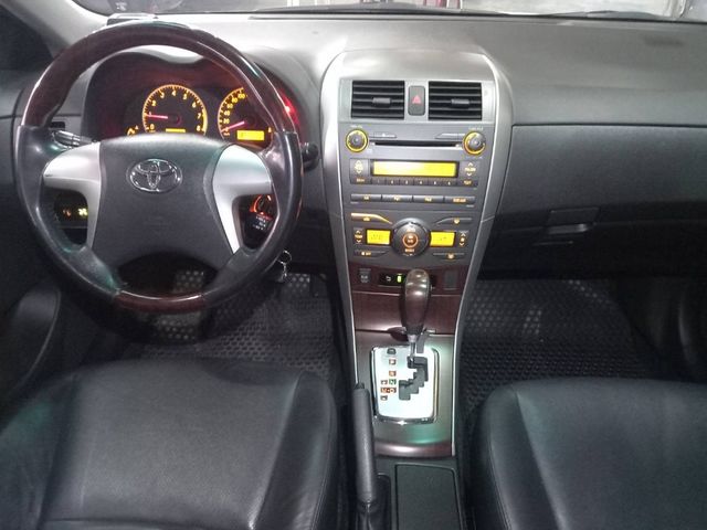 TOYOTA豐田 ALTIS  第5張相片