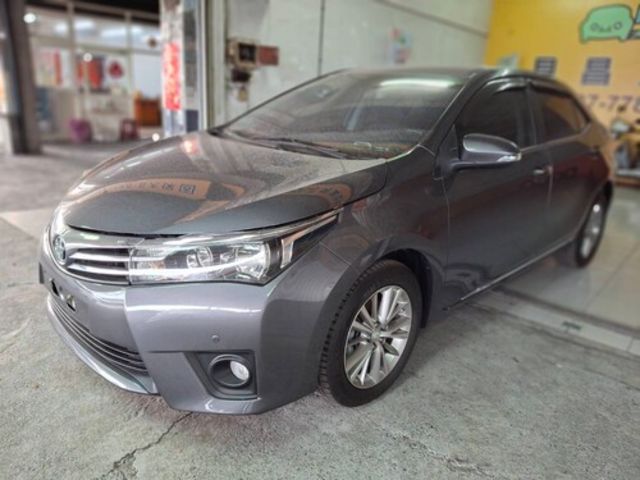 TOYOTA豐田 ALTIS  第1張相片