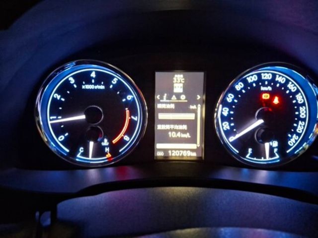 TOYOTA豐田 ALTIS  第5張相片