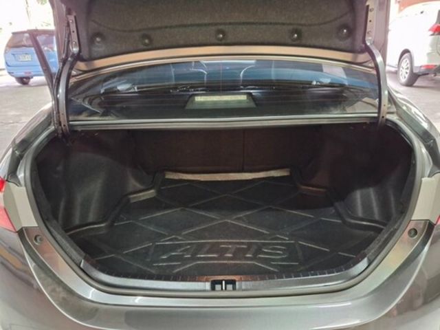 TOYOTA豐田 ALTIS  第14張相片