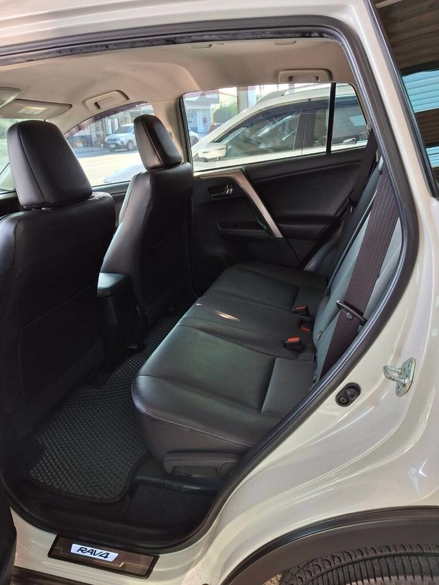TOYOTA豐田 RAV4  第14張相片