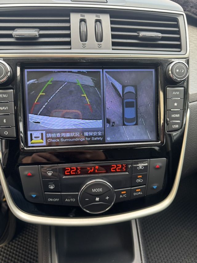 NISSAN日產 TIIDA  第5張相片