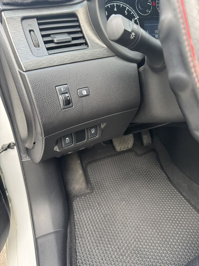 NISSAN日產 TIIDA  第8張相片