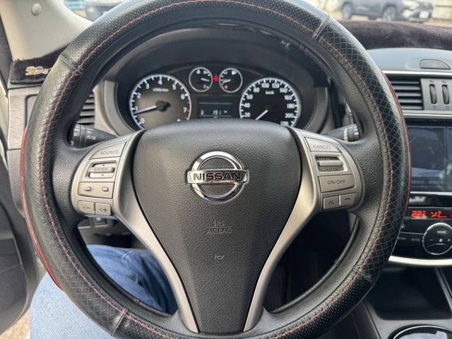 NISSAN日產 TIIDA  第9張相片