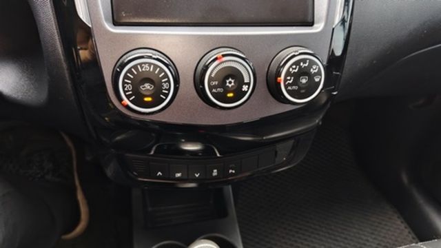 MITSUBISHI三菱 COLT PLUS  第7張相片