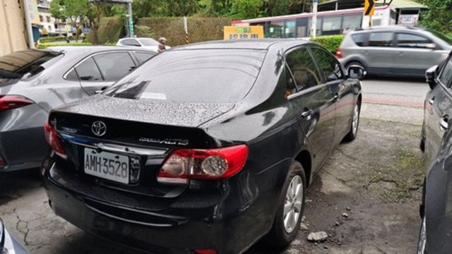 TOYOTA豐田 ALTIS  第2張相片