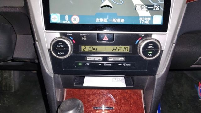 TOYOTA豐田 CAMRY  第9張相片