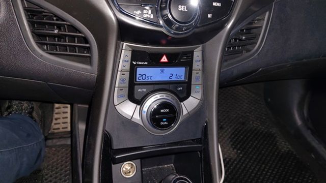 HYUNDAI現代 ELANTRA  第13張相片