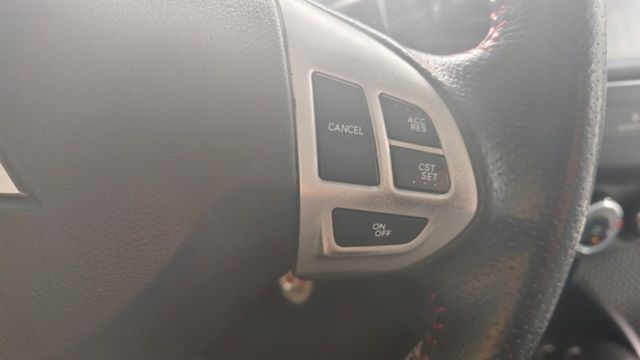 MITSUBISHI三菱 OUTLANDER  第9張相片