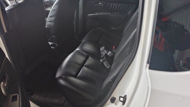 NISSAN日產 LIVINA  第7張相片