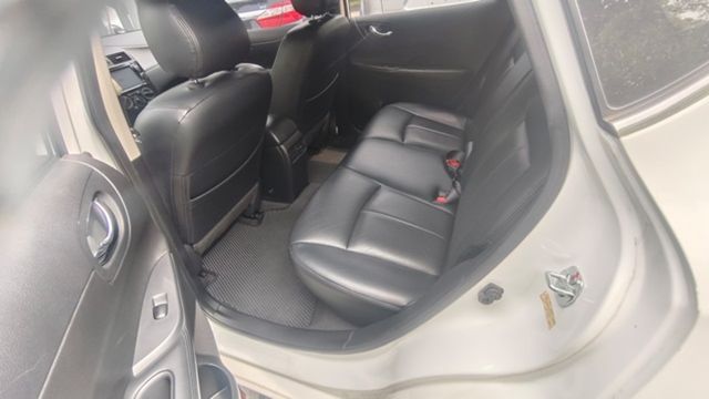 NISSAN日產 TIIDA  第6張相片