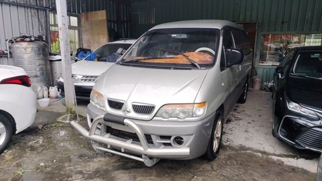 MITSUBISHI三菱 SPACE GEAR  第1張相片
