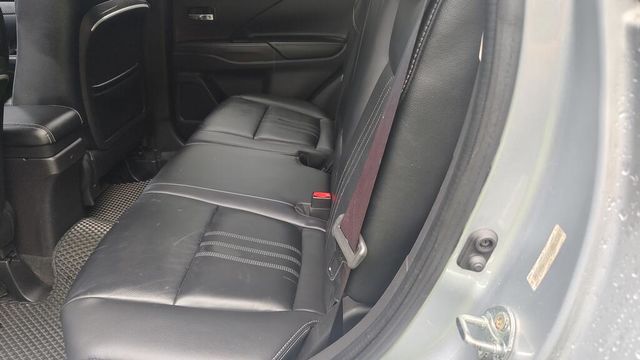 MITSUBISHI三菱 OUTLANDER  第5張相片