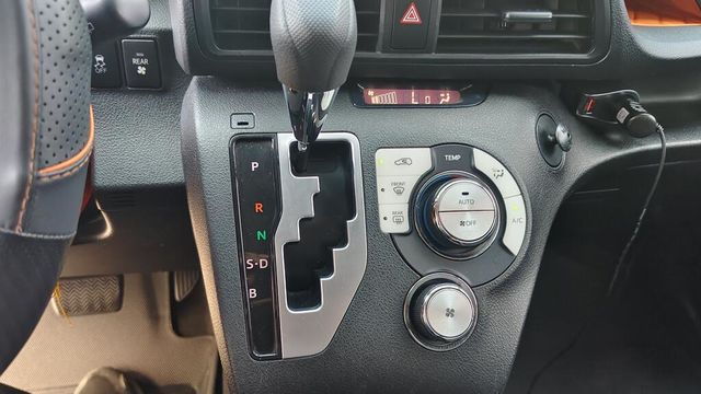 TOYOTA豐田 SIENTA  第8張相片