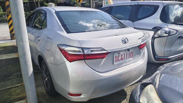 TOYOTA豐田 ALTIS  第7張相片