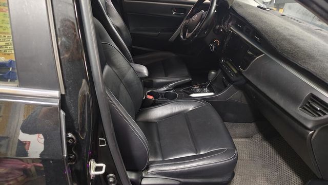 TOYOTA豐田 ALTIS  第4張相片