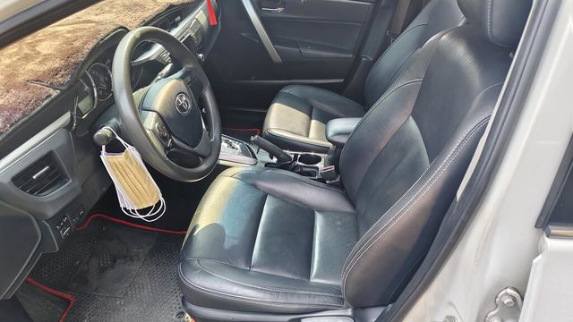 TOYOTA豐田 ALTIS  第4張相片