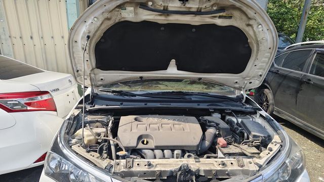 TOYOTA豐田 ALTIS  第8張相片