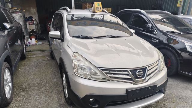 NISSAN日產 LIVINA  第3張相片
