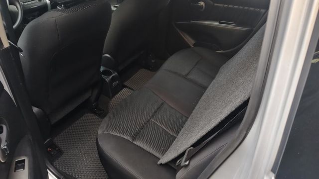 NISSAN日產 LIVINA  第6張相片