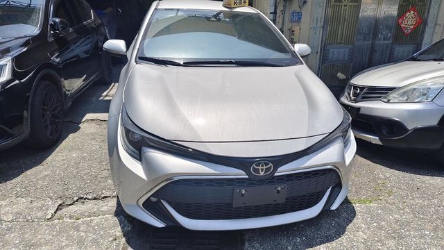 TOYOTA豐田 AURIS  第3張相片
