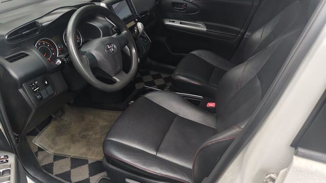 TOYOTA豐田 WISH  第4張相片