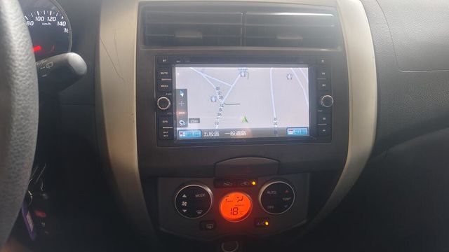NISSAN日產 LIVINA  第9張相片