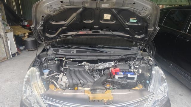 NISSAN日產 LIVINA  第10張相片