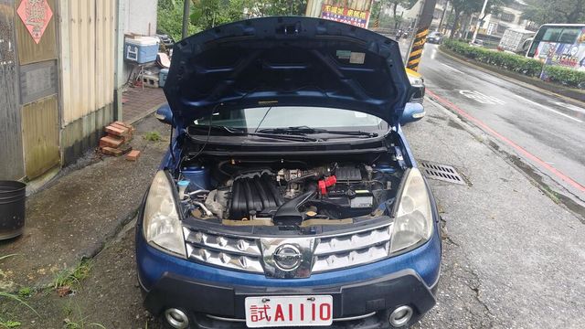 NISSAN日產 LIVINA  第10張相片