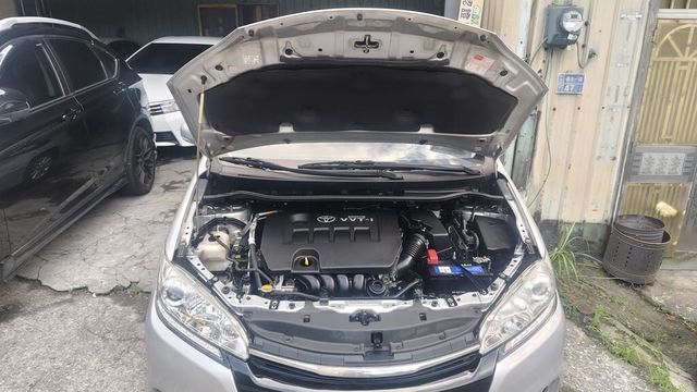 TOYOTA豐田 WISH  第9張相片