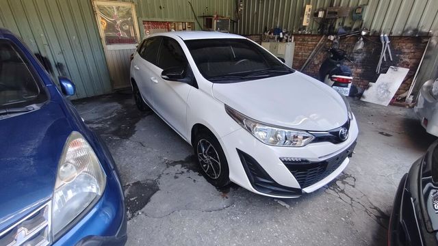 TOYOTA豐田 YARIS  第2張相片