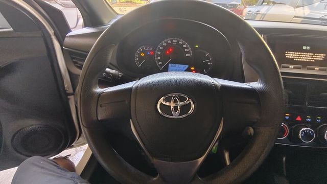 TOYOTA豐田 YARIS  第9張相片