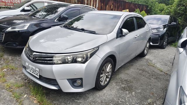 TOYOTA豐田 ALTIS  第1張相片