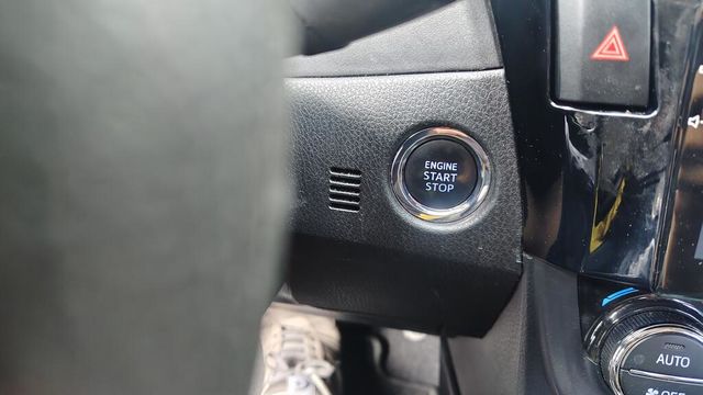 TOYOTA豐田 ALTIS  第5張相片