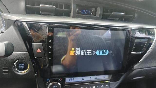 TOYOTA豐田 ALTIS  第7張相片