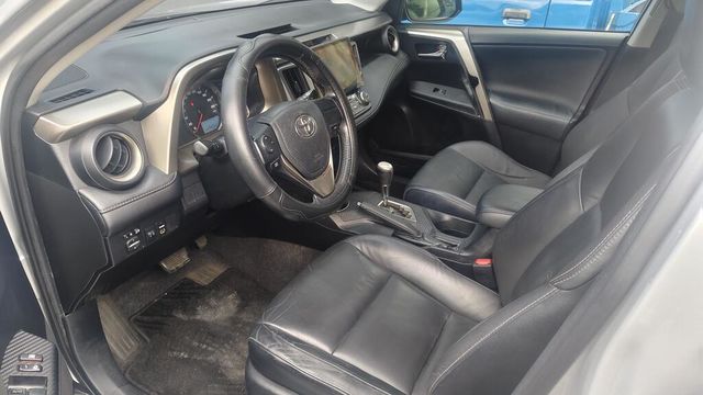 TOYOTA豐田 RAV4  第5張相片