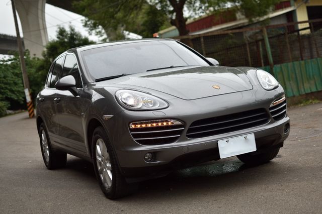 PORSCHE保時捷 CAYENNE  第2張相片