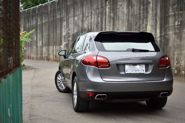 PORSCHE保時捷 CAYENNE  第19張相片