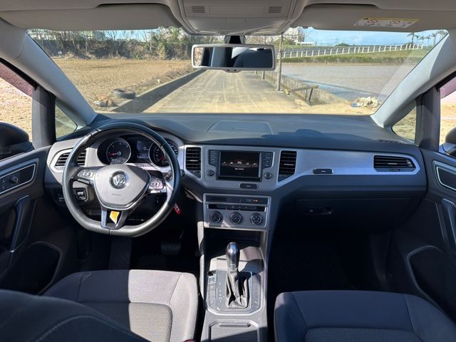 VOLKSWAGEN福斯 GOLF SPORTSVAN  第14張相片