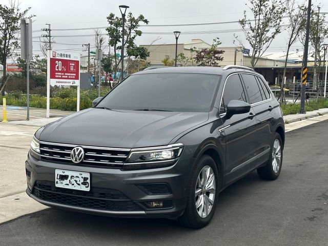 VOLKSWAGEN福斯 TIGUAN  第1張相片