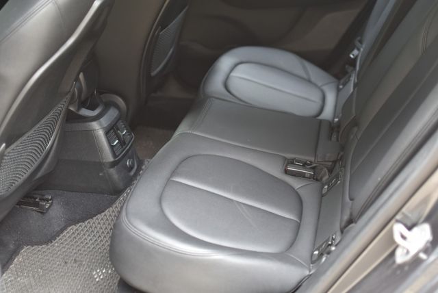 BMW寶馬 218I  第8張相片