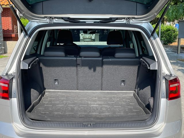 VOLKSWAGEN福斯 GOLF SPORTSVAN  第13張相片
