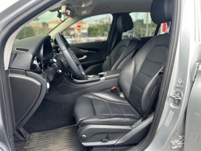 M-BENZ賓士 GLC220D  第9張相片