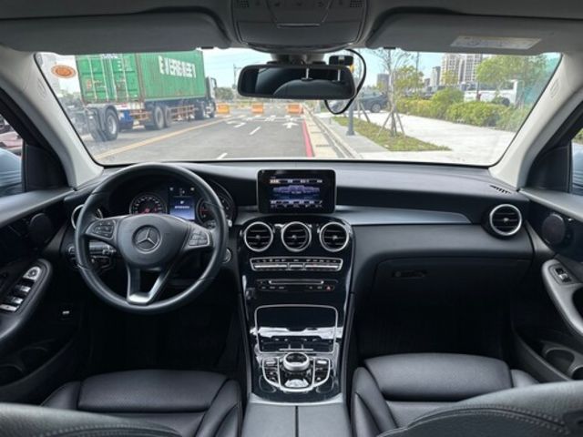 M-BENZ賓士 GLC220D  第10張相片