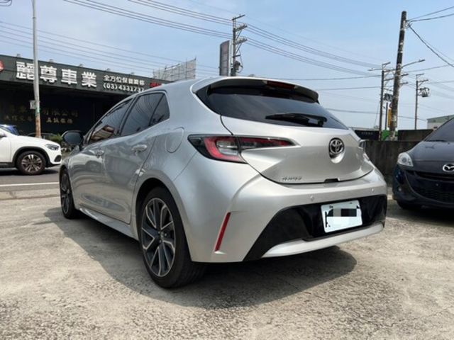 TOYOTA豐田 AURIS  第2張相片
