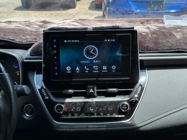 TOYOTA豐田 AURIS  第13張相片