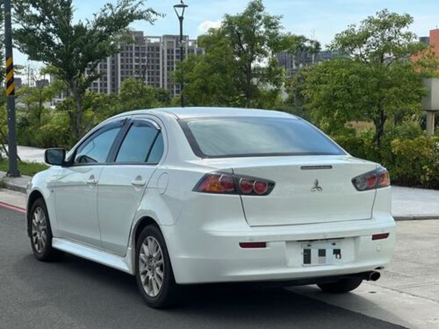 MITSUBISHI三菱 LANCER FORTIS  第4張相片