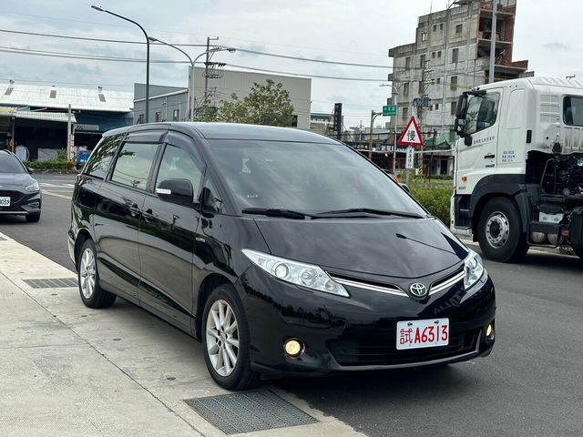 TOYOTA豐田 PREVIA  第3張相片