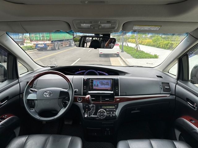 TOYOTA豐田 PREVIA  第11張相片