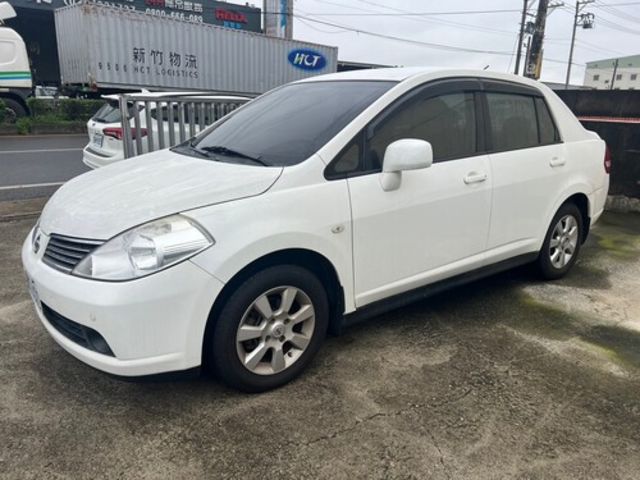 NISSAN日產 TIIDA  第1張相片